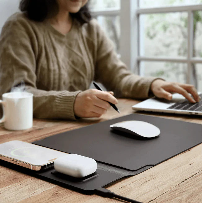 4 in 1 Wiresless Charging Laptop